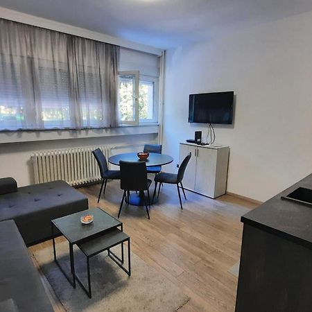 Apartman Pavlovic 1 Dedinje Exterior foto